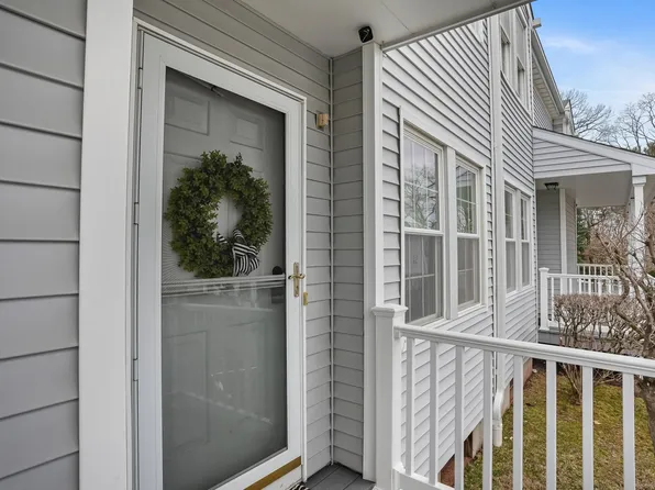 5 Greenview Lane #5, Milford, CT 06461