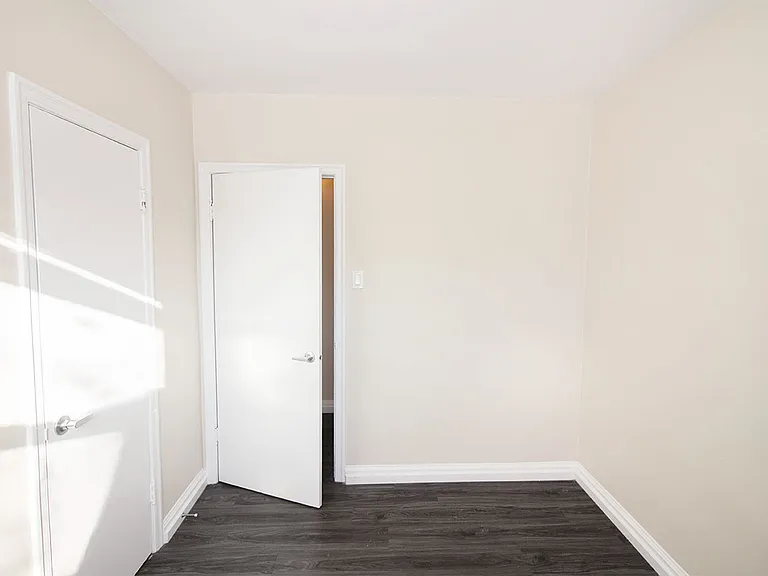 315 Marion St #7 — Photo 17