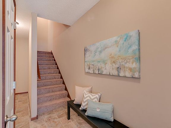 5th image of 584 Stonewood Way