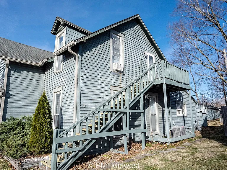156 W Main St #C — Photo 5