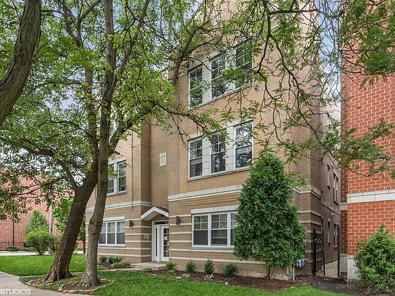 2nd image of 2134 N Natchez Ave APT 3S