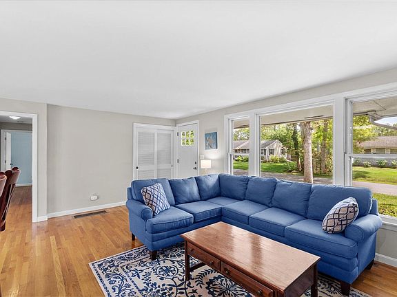 5th image of 36 Portside Circle