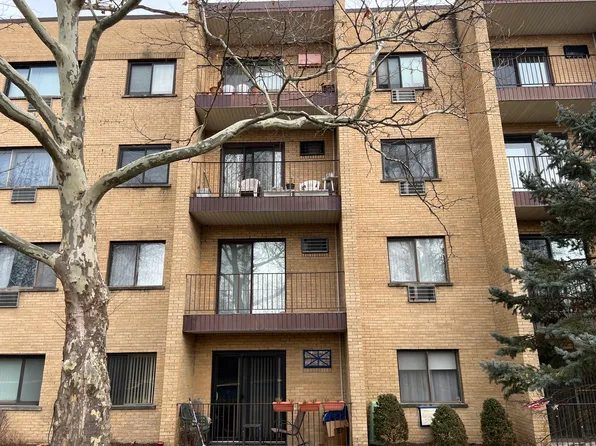 6630 S Brainard Ave APT 305, Countryside, IL 60525