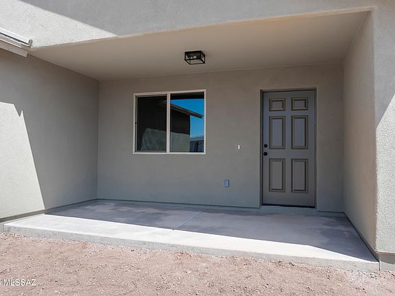 2nd image of 111 Avenida Pastor