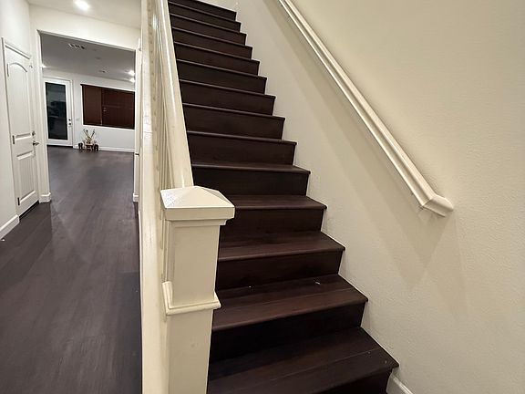 2nd image of 16749 Wyndham Ln