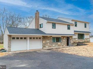 945 Buck Rd, Holland, PA 18966