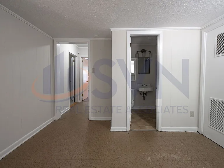 406 N Estes Dr — Photo 21