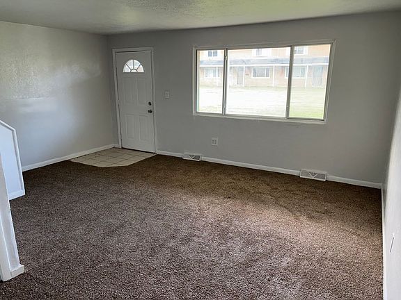 3rd image of 4871 Banbury Ct #D-23