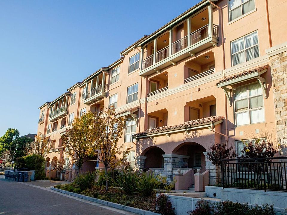 2nd image of 20500 Town Center Ln Unit 163