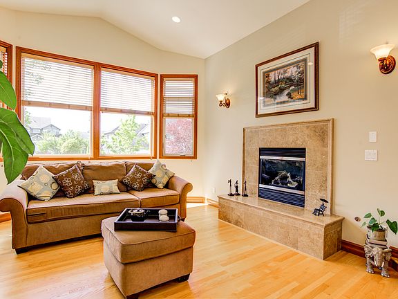 4th image of 8340 NE 187th Way