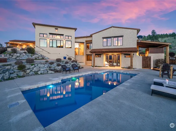 105 Dove Hollow Road, Chelan, WA 98816