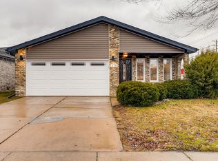 276 Escanaba Ave, Calumet City, IL