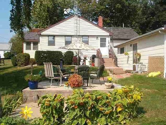 3rd image of 203 Mineral St