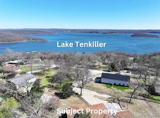 96382 E Paradise Rd, Gore, OK 74435