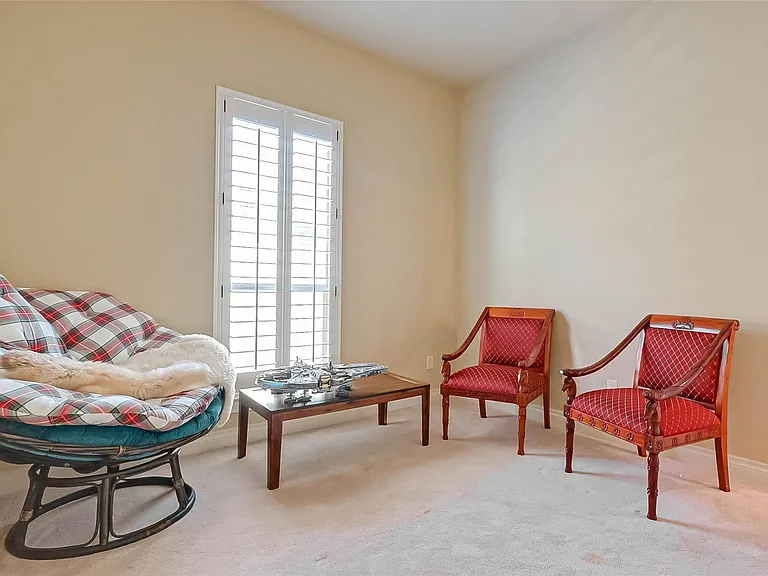 5422 Linden Rose Ln — Photo 34