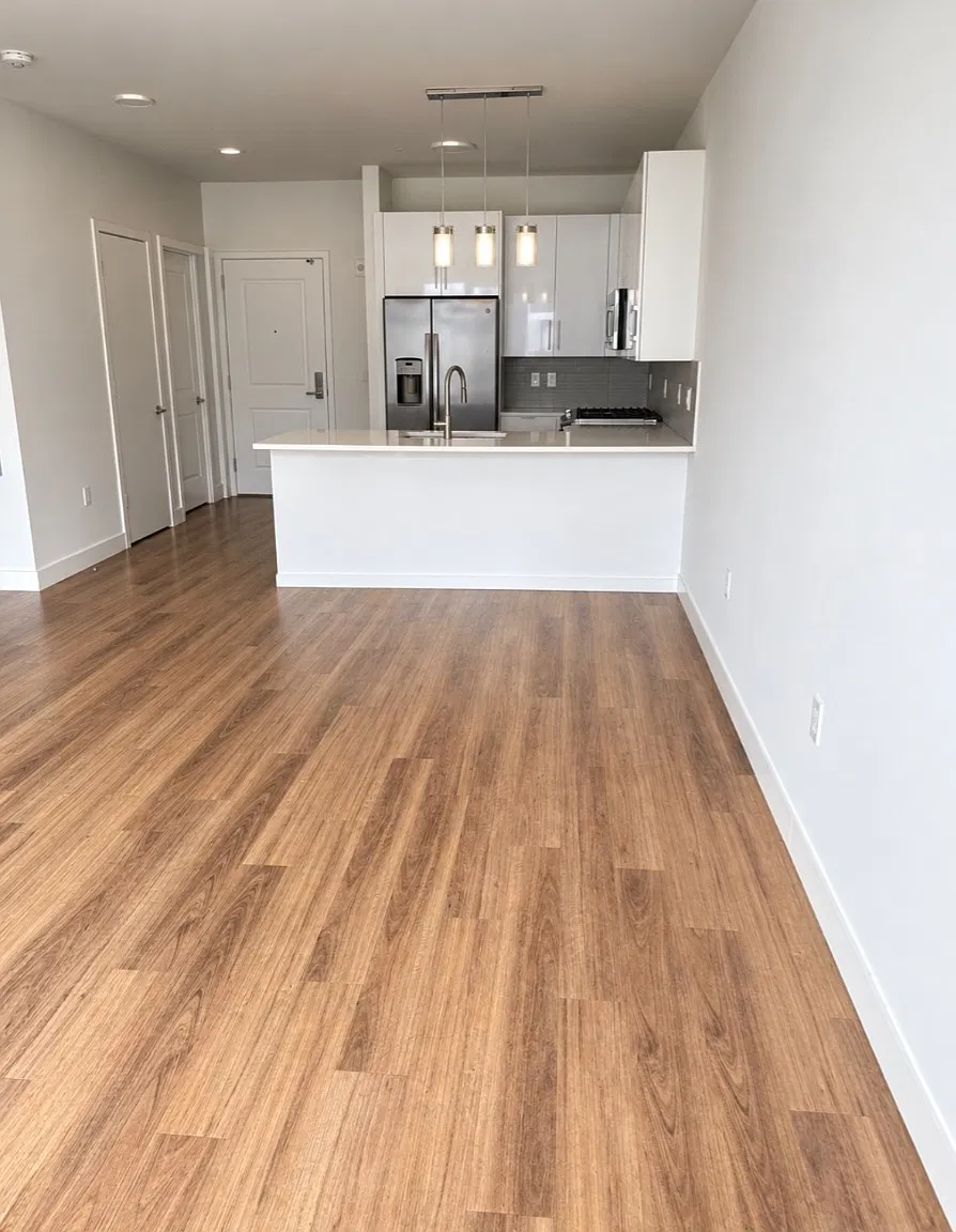 2 bed, $3,800 — Photo 1