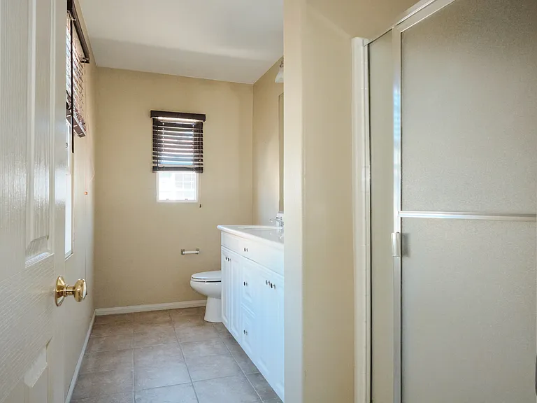 74 Alevera St — Photo 11