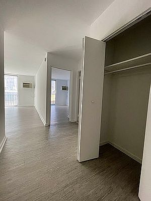 2nd image of 88 Fulton St #701