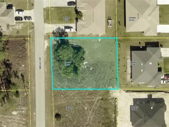 2123-2125 Snead Dr, Lehigh Acres, FL 33973