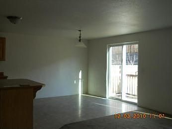 2nd image of 819 SE Strawberry Ln #L