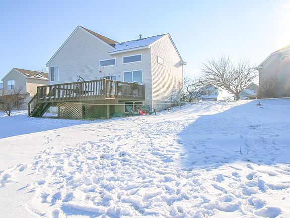2nd image of 11547 Waterford Ct