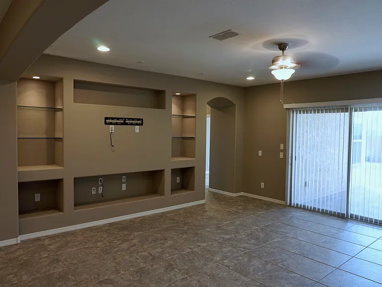 2609 W Palace Station Rd — Photo 5