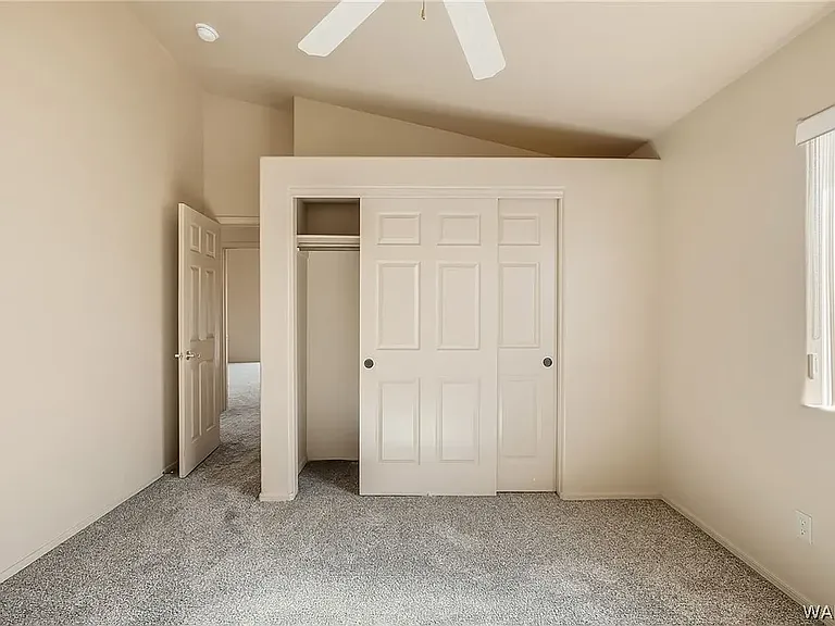 1922 E Leisure Ln — Photo 11