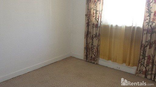 2nd image of 2874 Fowler Ave