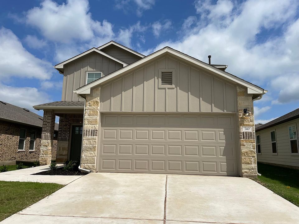 1st image of 742 Shallowford Pl