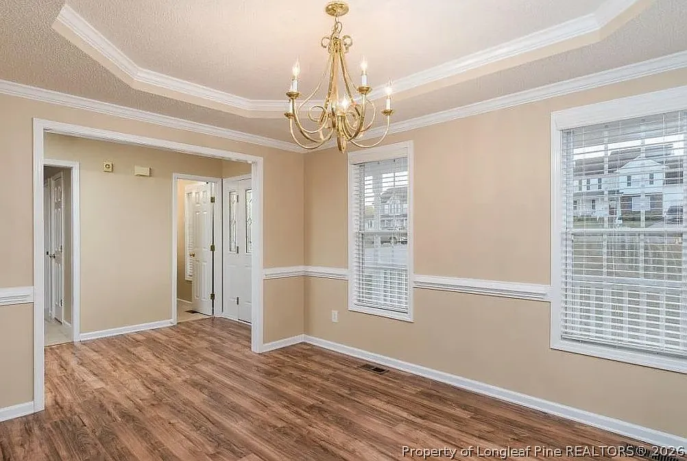 3 bed, 2.5 bath, 2537 sqft, $2,200 — Photo 3