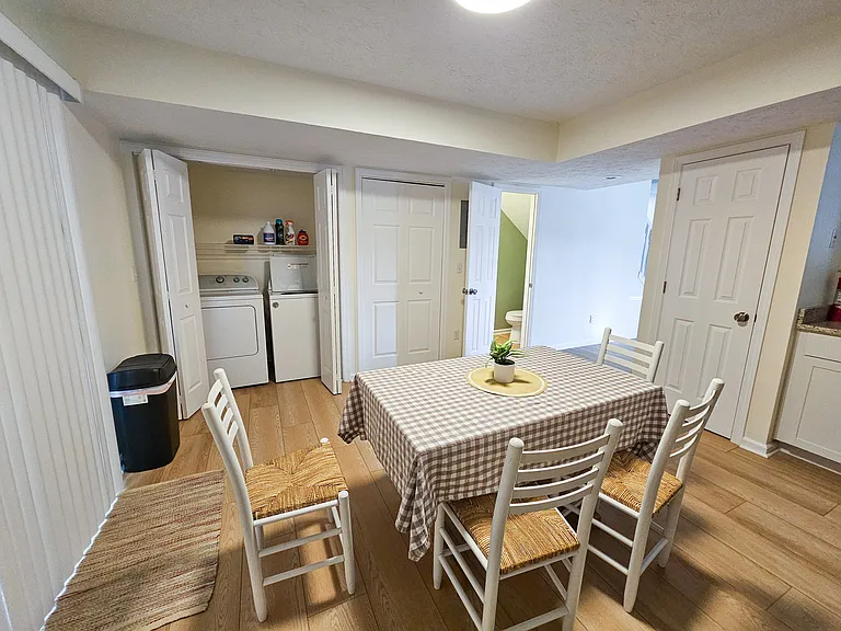 1426 N Kinser Pike — Photo 7