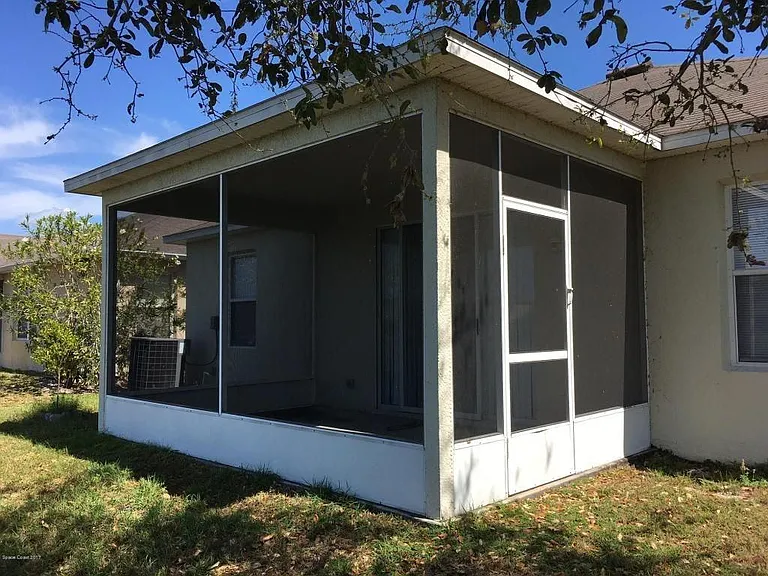 4292 Collinwood Dr — Photo 15