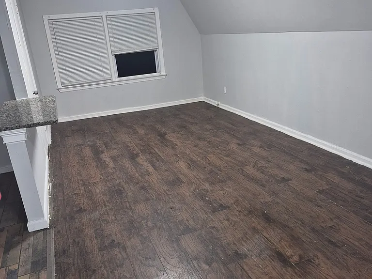 50-52 Lincoln Pl #3 — Photo 3