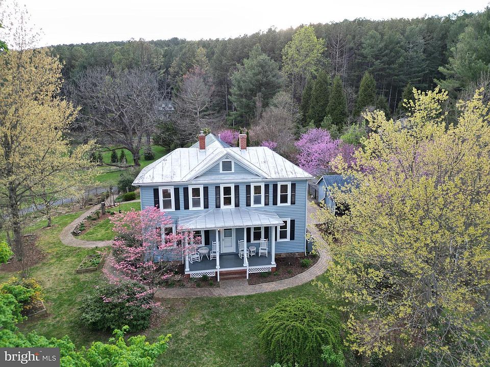 1st image of 104 Wesley Ln