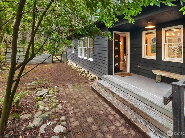 12908 SW 244th Place, Vashon, WA 98070