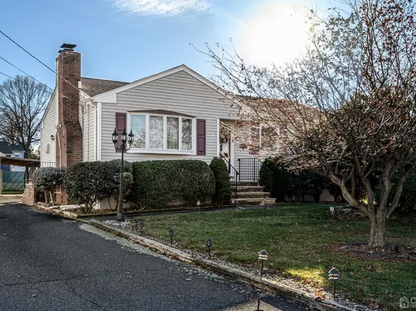 165 Hopkinson Ave, Piscataway, NJ 08854