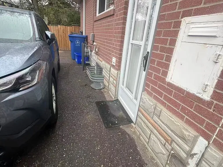 94 Longford Dr #BSMT — Photo 3