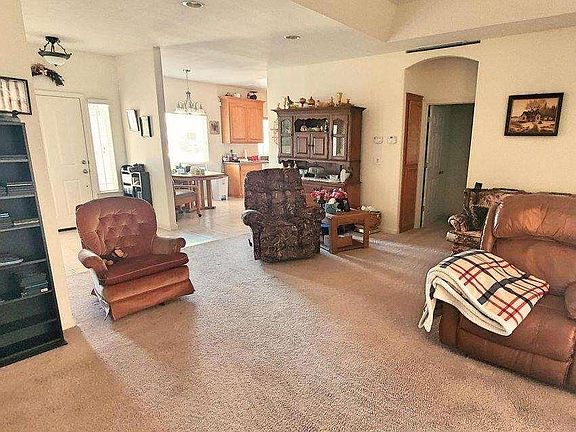 5th image of 21270 Westwood Ct