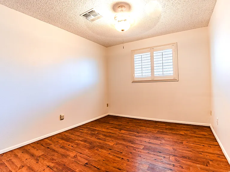 3408 W Purdue Ave — Photo 20