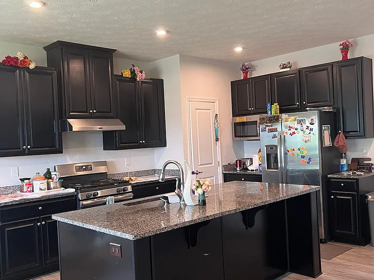 994 Brant Pl — Photo 6