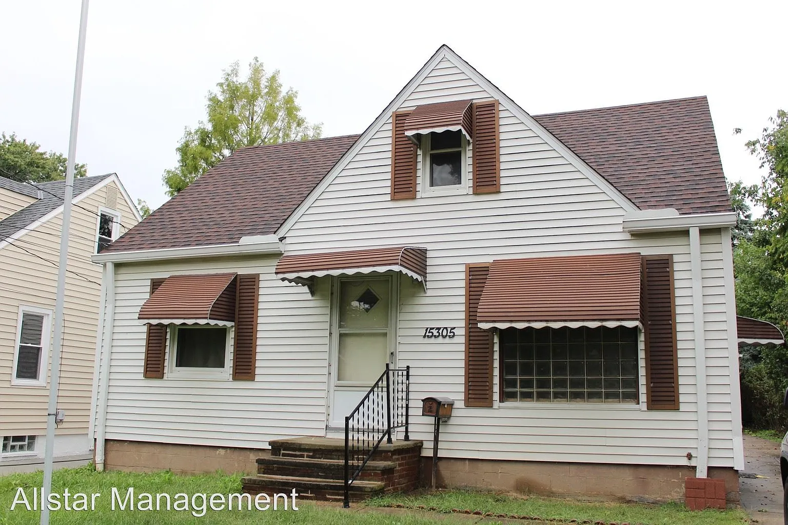 15305 Corkhill Rd photo 1