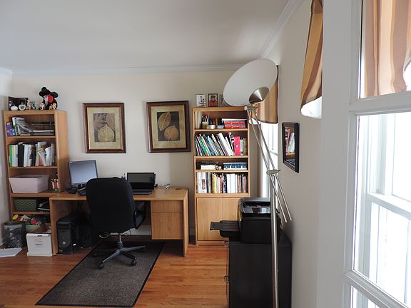 1st Fl Office/Den/Br