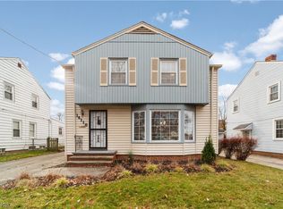 16110 Stockbridge Ave, Cleveland, OH 44128