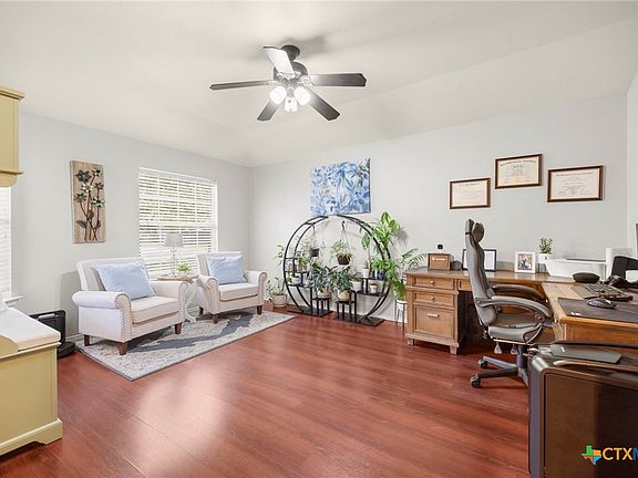 5th image of 2207 Chippewa Dr