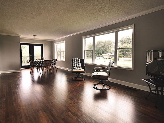 Large Living Room