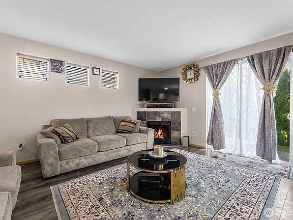 3rd image of 19017 96th Avenue Ct E