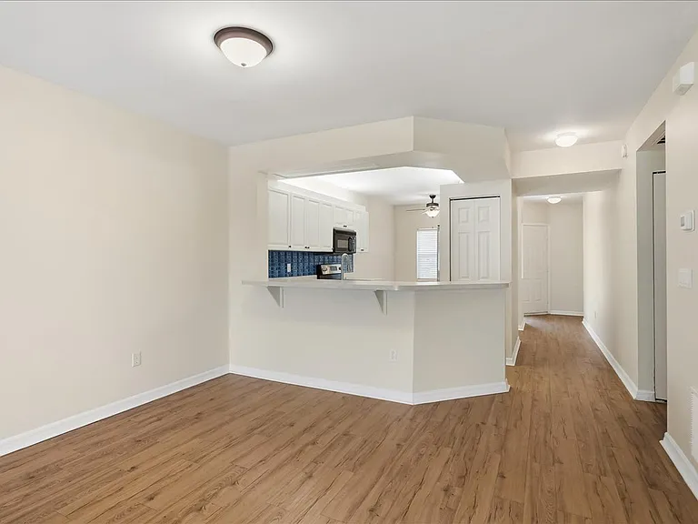 7416 Plumbago Bridge Rd #103 — Photo 2