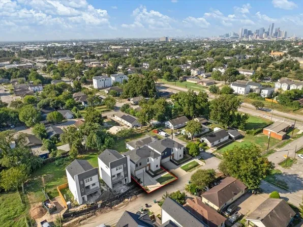 5604 Mulvey St, Houston, TX 77020