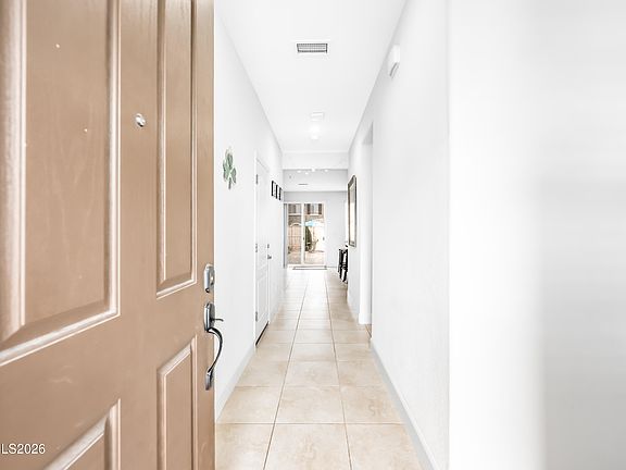 3rd image of 9705 Pachuca Dr