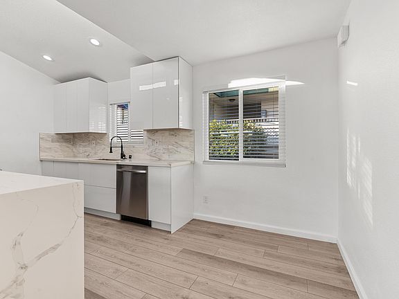 4th image of 4360 Hamilton St APT 5